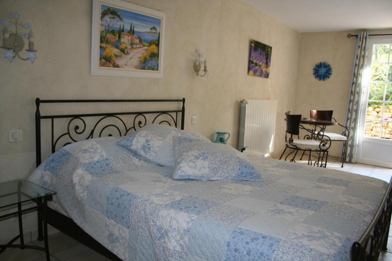 Le Mas Des Tarentes Chambres D'Hotes Trans-en-Provence Ngoại thất bức ảnh