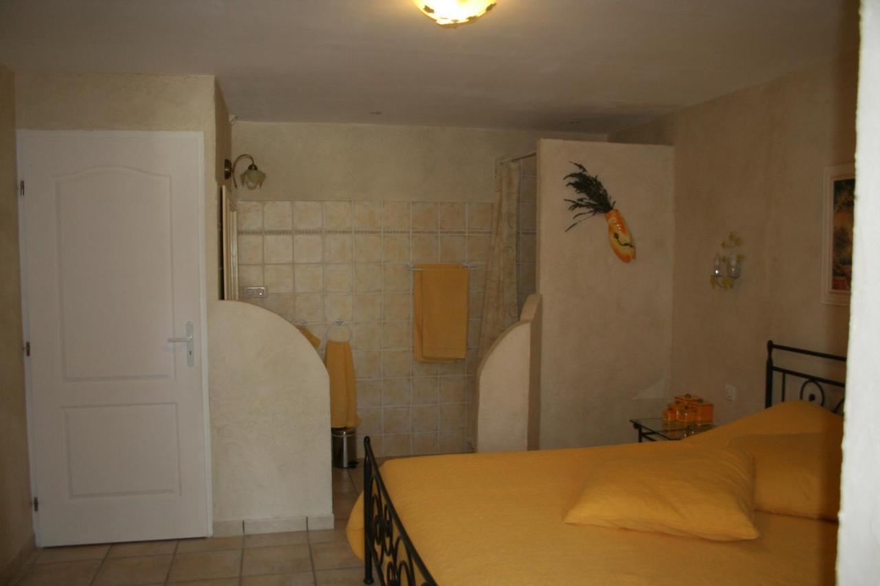 Le Mas Des Tarentes Chambres D'Hotes Trans-en-Provence Ngoại thất bức ảnh